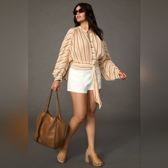 NEW Striped Beige and Whitw Tie Front Blouse - Picture 4 of 4